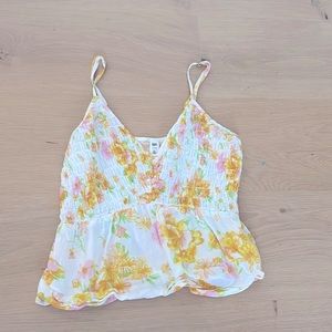 Ruffled top
